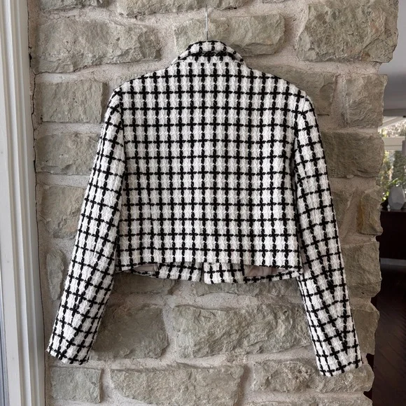 Cropped Tweed Jacket - Picture 2 of 10
